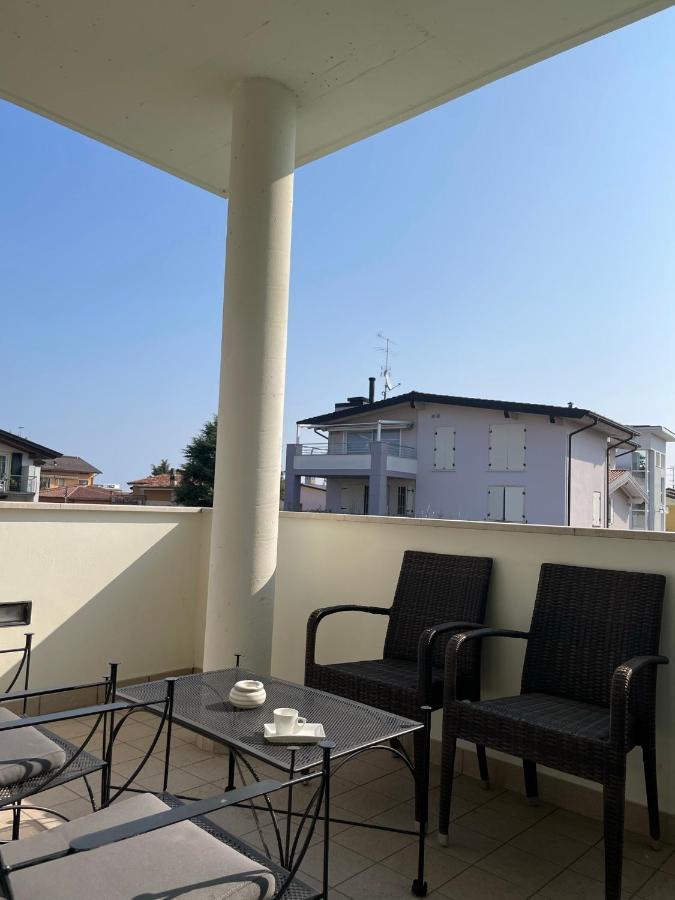 Residence Del Lago Дезенцано-дель-Гарда Екстер'єр фото
